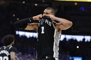 皮尔斯认为文班世界级影响力显著，他需持续胜利，有望成为NBA门面
