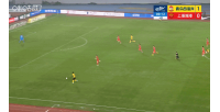 戴维森地面铲球洞穿颜骏凌防线！西海岸2-0击败海港！阿齐兹送出助攻，连下两城
