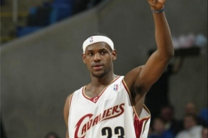 詹姆斯:选秀前确信自己将成状元,却也明白进入NBA需从头开始