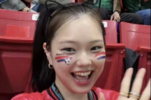 韩国女网红受邀观战韩墨大战，目睹墨西哥球迷种族歧视事件