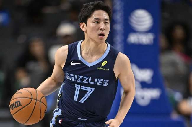 最新尼克斯主场迎战马刺结果