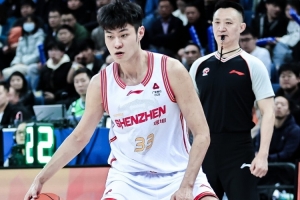媒体人士：剖析王浩然进军NBA的挑战，锻炼后或有未来机会