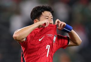 下届将满38岁！韩媒称：“泪点低”孙兴慜此番场上无哭机