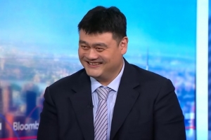 姚明谈中国篮球足球并驾齐驱：众多年轻人怀揣NBA梦想如杨瀚森