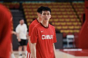 媒体人观点:高诗岩机会创造和组织能力逊于庞峥麟,其地位面临挑战