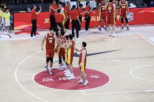 直播吧：世预赛对阵中国台北 中国男篮阵容维持原状