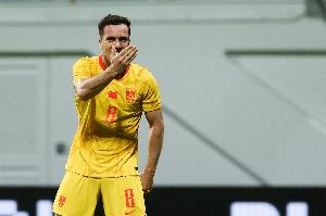 塞尔吉尼奥为中国国足打入首球，自上次归化球员进球以来已间隔801天