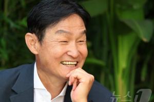 逆转战胜捷克！崔龙洙表示：韩国足球取得显著进步，似乎已步入先进足球行列