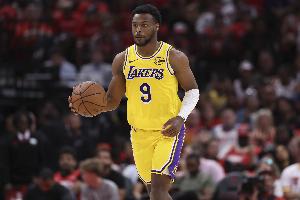 费尔顿称布朗尼不会离开联盟，我敢押500块他会再次获得NBA合同
