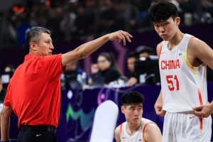 杨瀚森：力求出色发挥，为国家争光，助力中国男篮跻身奥运赛场，是我所追求的目标