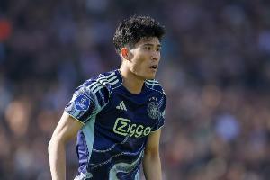 记者:富安健洋或难留阿贾克斯,英超球队世界杯期间关注他