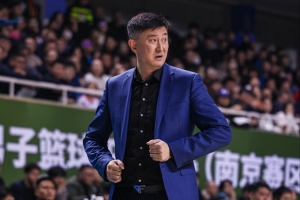 付政浩分析：杜锋离任的两大直接因素——成绩未达标与年轻球员培养未达预期