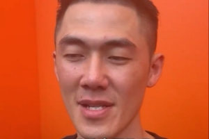 刘铮表示期望在上海男篮再战一季，球队氛围极佳