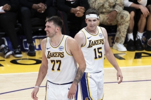 名记预测：湖人未来2-3年内几乎难在系列赛中战胜雷霆与马刺