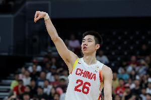 朱俊龙上半场三分球3投3中，贡献9分，无得分来自两分球和罚球