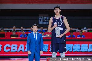 徐昕与杜锋情绪积累已久，未来徐昕很难真正回归广东队