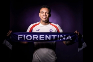 官方消息：佛罗伦萨队引进21岁巴西后卫维埃里·费尔南德斯自格雷米奥