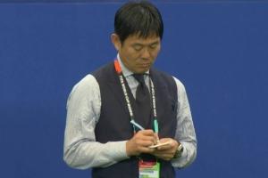 森保一谈笔记内容：记录优缺点，与助教及球员交流