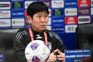 《日本国家队出国期间，直至世界杯开赛前将不安排与其他国家队的友谊赛》