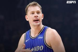大瓦2年1900万加盟篮网，工资翻倍，合同全额保障+双向选项，Shams报道