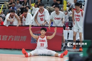 小李广高效助力球队，张淳智三分球7中6，独得24分领跑得分榜
