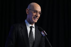 NBA官方：今夏夏季联赛将试用内置传感器智能篮球