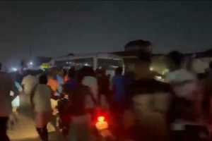 民主刚果首都金沙萨球迷街头狂欢庆祝逼平葡萄牙