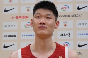 胡金秋赛后泪目：力不从心，自感差距甚远