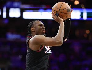76人签下杰伦·布朗！马克西感叹：NBA再演颠覆格局的重磅好戏