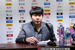 鲁媒报道：山东男篮目前重点为备战工作及内外援引进进展沟通