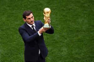 马卡报道：FIFA邀请卡西、席尔瓦、普约尔、布特拉格诺现场观战西班牙比赛