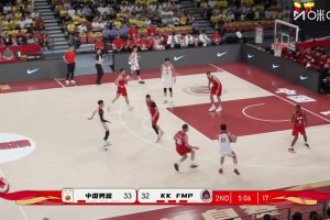 识破防守！王俊杰直杀内线对抗后强硬上篮打进